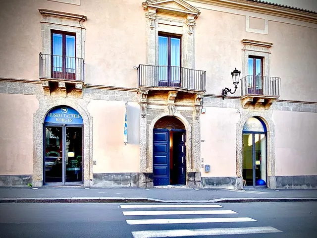 Polo Tattile Multimediale