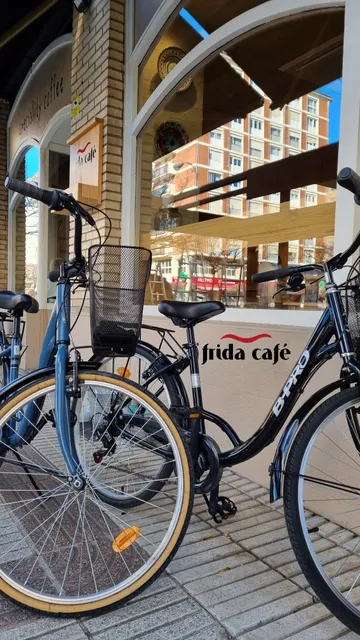 Frida Café Iturrama | Brunch Pamplona | Specialty Coffee - Café de especialidad Pamplona & Brunch