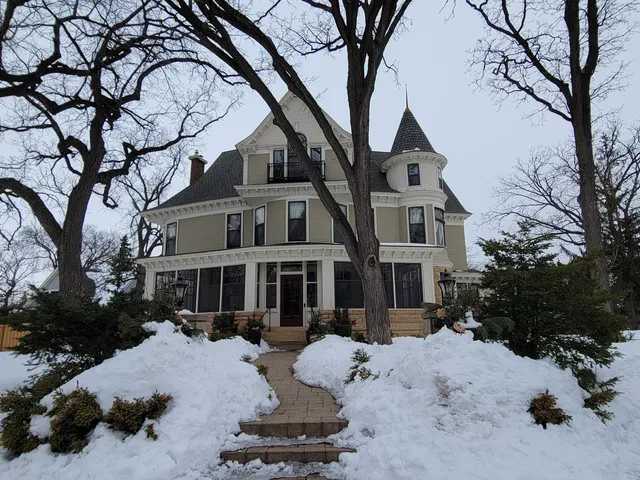 Mary Tyler Moore House