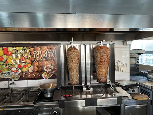 Troja Grill am Rathaus