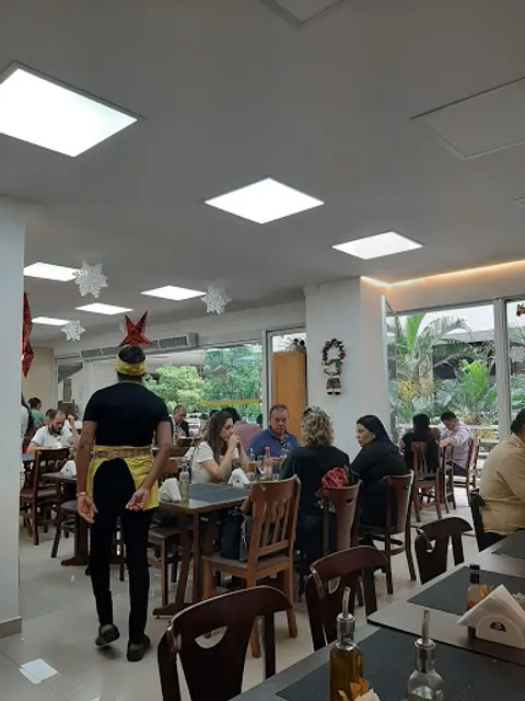 Aroma Bistro e Café