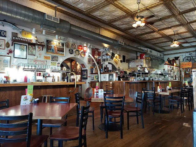 Three Rivers Eatery & Brewhouse