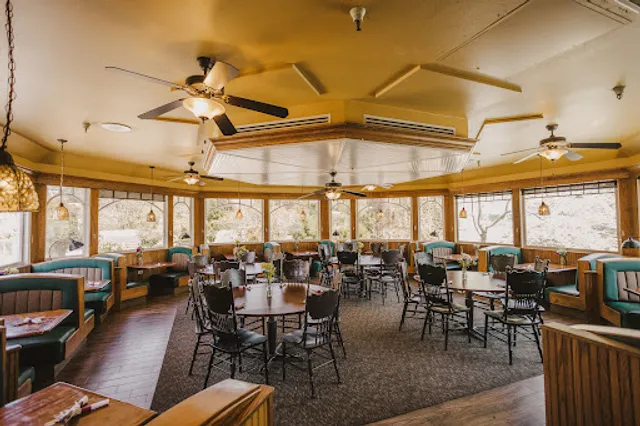 Apple Farm Restaurant