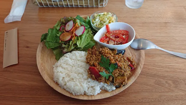 Cafe ikoro(イコロ)