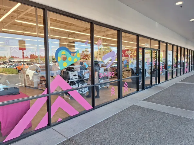 Daiso - Japanese Household Goods