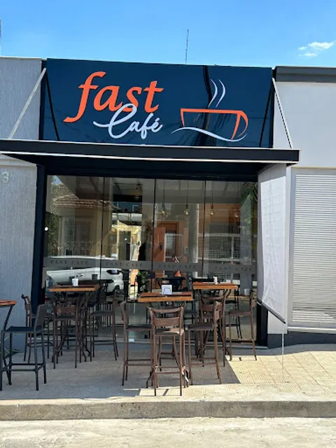 Fast Café