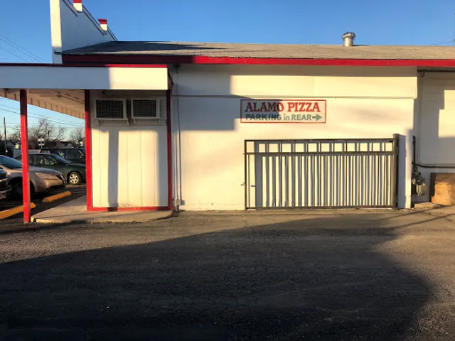 Alamo Pizza & Wings