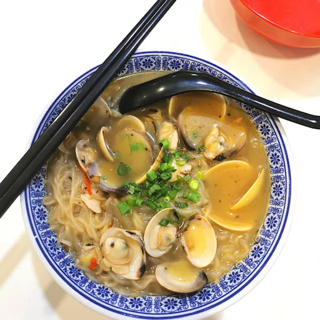 民記啦啦米 Mingkee Seafood Noodle