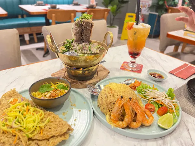 Chang - Modern Thai Cuisine Lê Văn Sỹ