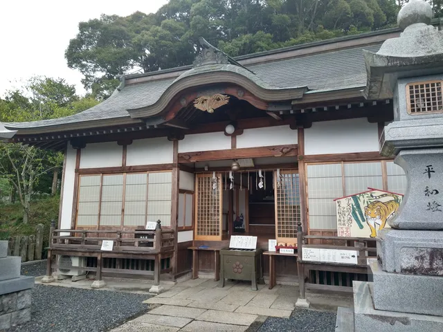 Kamuro Tenman-gu Shrine