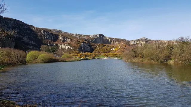 Parc Gwledig Morglawdd Caergybi Breakwater Country Park