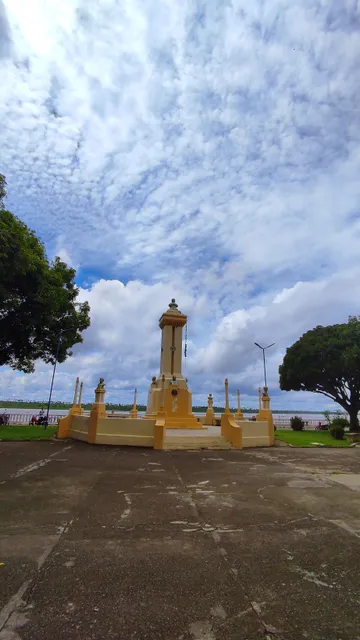 Praça dos Notáveis