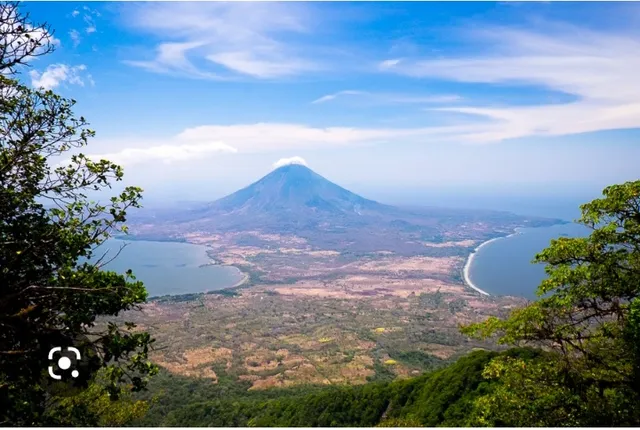Parque Nacional Volcan Maderas