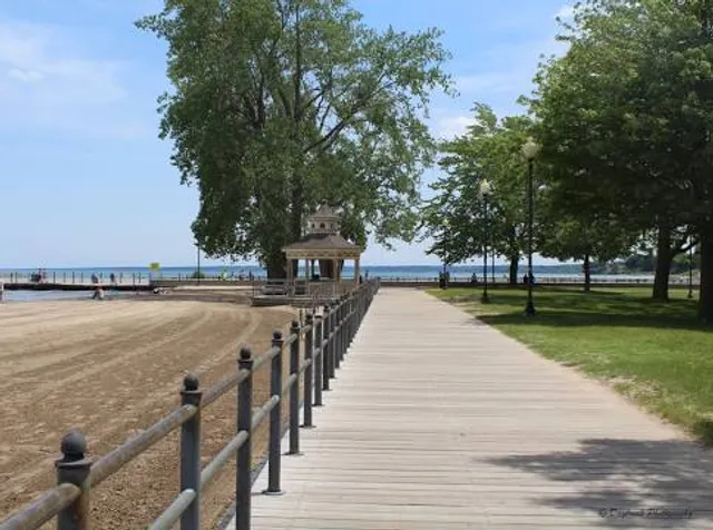Ontario Beach