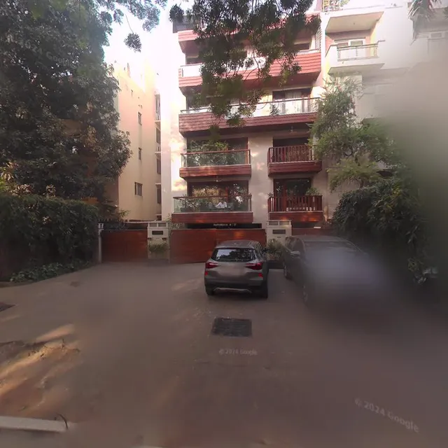 Oasis delhi defence colony