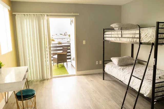 Standard of the Lord Hostel