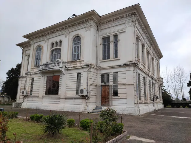 Bandar-e Anzali Museum Palace