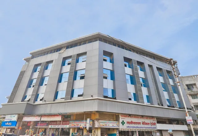 OYO 19637 Hotel Mansi Sherotene