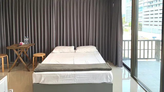 Udom Suk Inn & Cafe - BTS Udomsuk