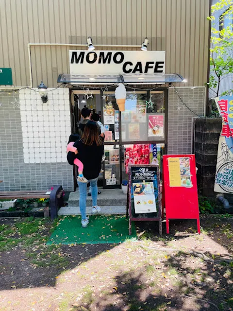 MOMO CAFE