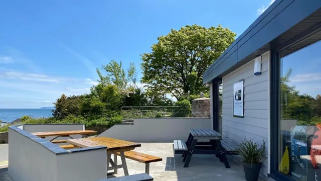 Traeth Bychan- Shop-Cafe-Pizzeria