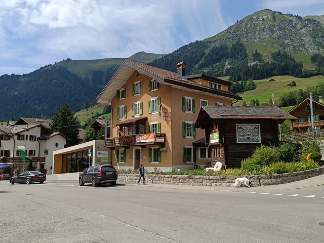 Musée du Pays-d'Enhaut & Centre Suisse du Papier Découpé