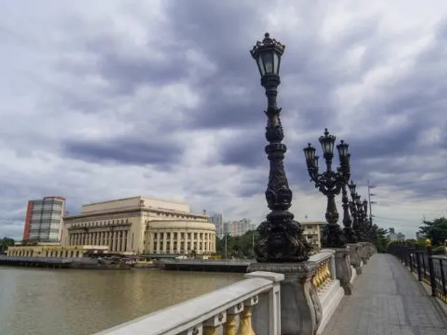 Jones Bridge