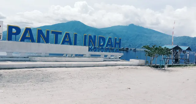 Pantai Indah Koto Petai