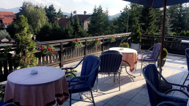 Konačište Zlatni Dvor