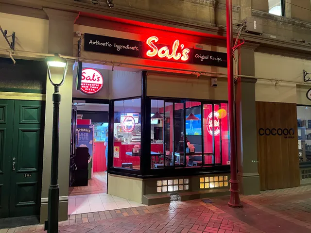 Sal's Authentic NY Pizza - Timaru