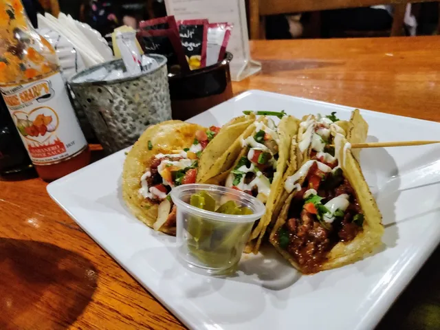 Ko-Ox Han Nah (Let's Go Eat)