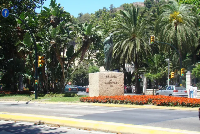 Monumento a Cánovas del Castillo