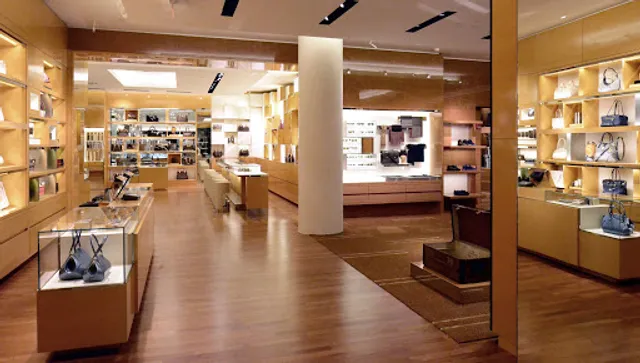 Louis Vuitton Garden City Roosevelt Field Macy's