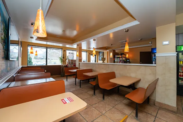 Ernie's Pizza & Restaurant