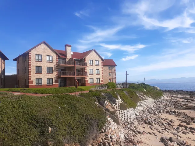6 King Fisher Apartment Mossel Bay