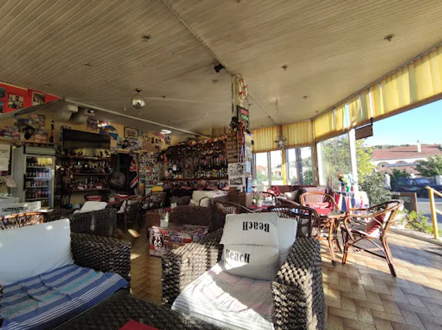 Lekkas family taverna and bar