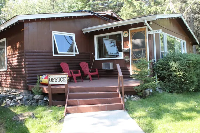 Tallpine Lodges - A Romantic Adult only Getaway!