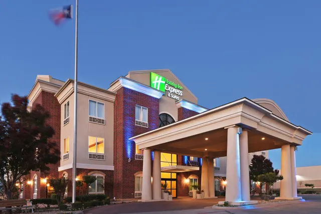 Holiday Inn Express & Suites Abilene by IHG