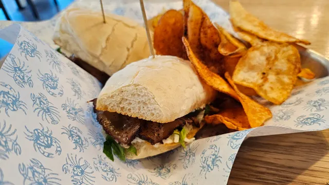 Peacemaker Lobster & Crab