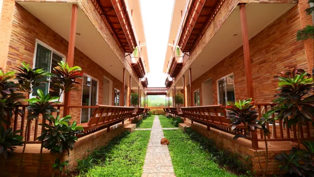 รัก ณ เขาใหญ่ Rak na Khaoyai