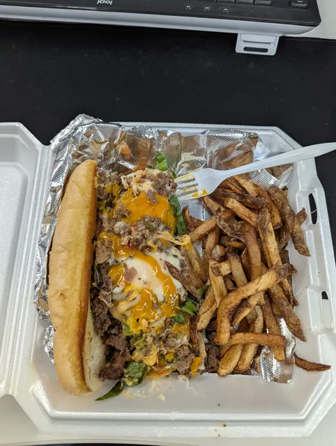 Maple Smokes Mart & Deli