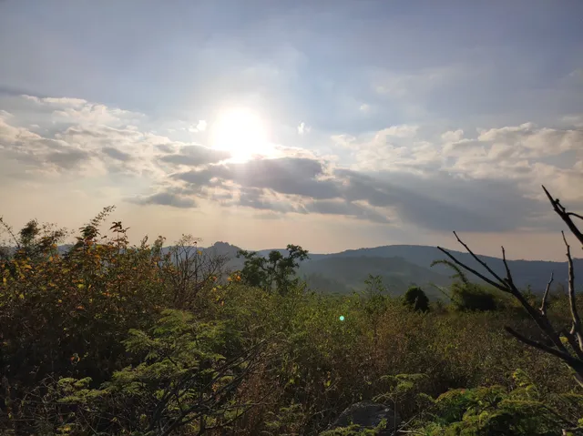 Nilavoor cliff view point