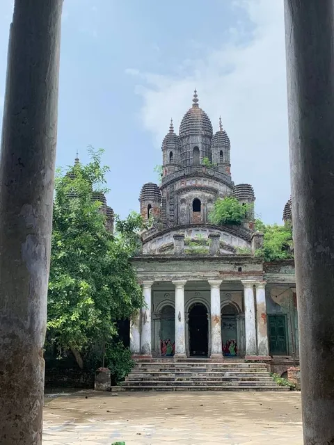 Tollygunge Choto Rash Bari