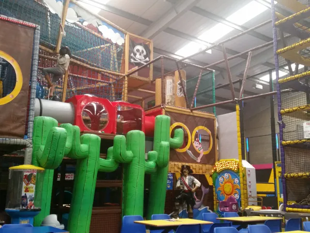 Mister Twister's Jump Centre