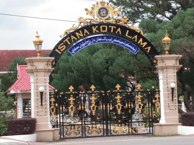 Istana Kota Lama