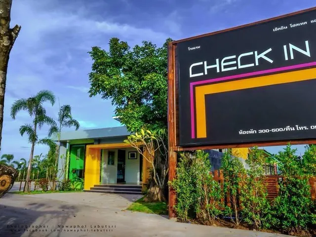 Check-in Hotel & Resort