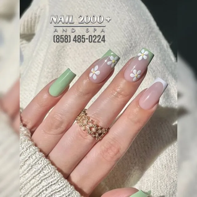 Nail 2000 Plus and spa