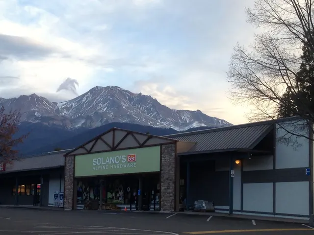 SOLANO'S DoItBest Alpine Hardware