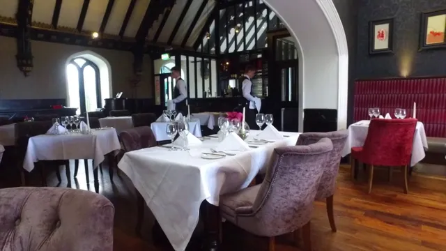 Fahrenheit Restaurant