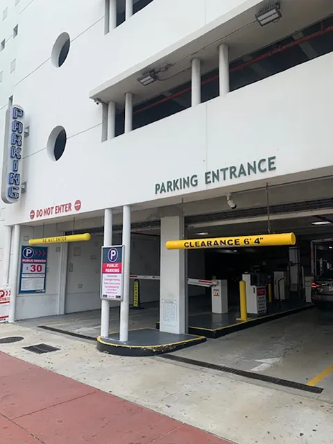 Pelican Garage Parking - ParkChirp